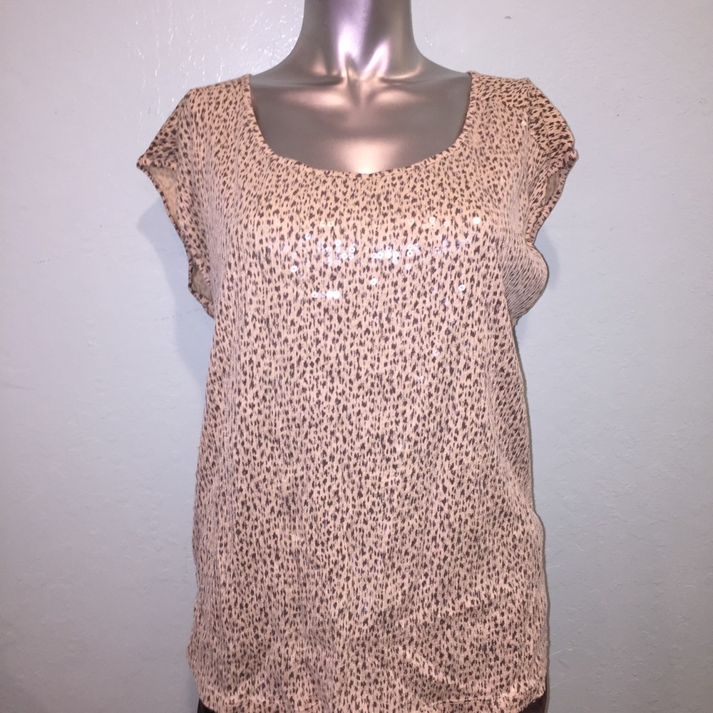 - Print tee with clear sequin detail